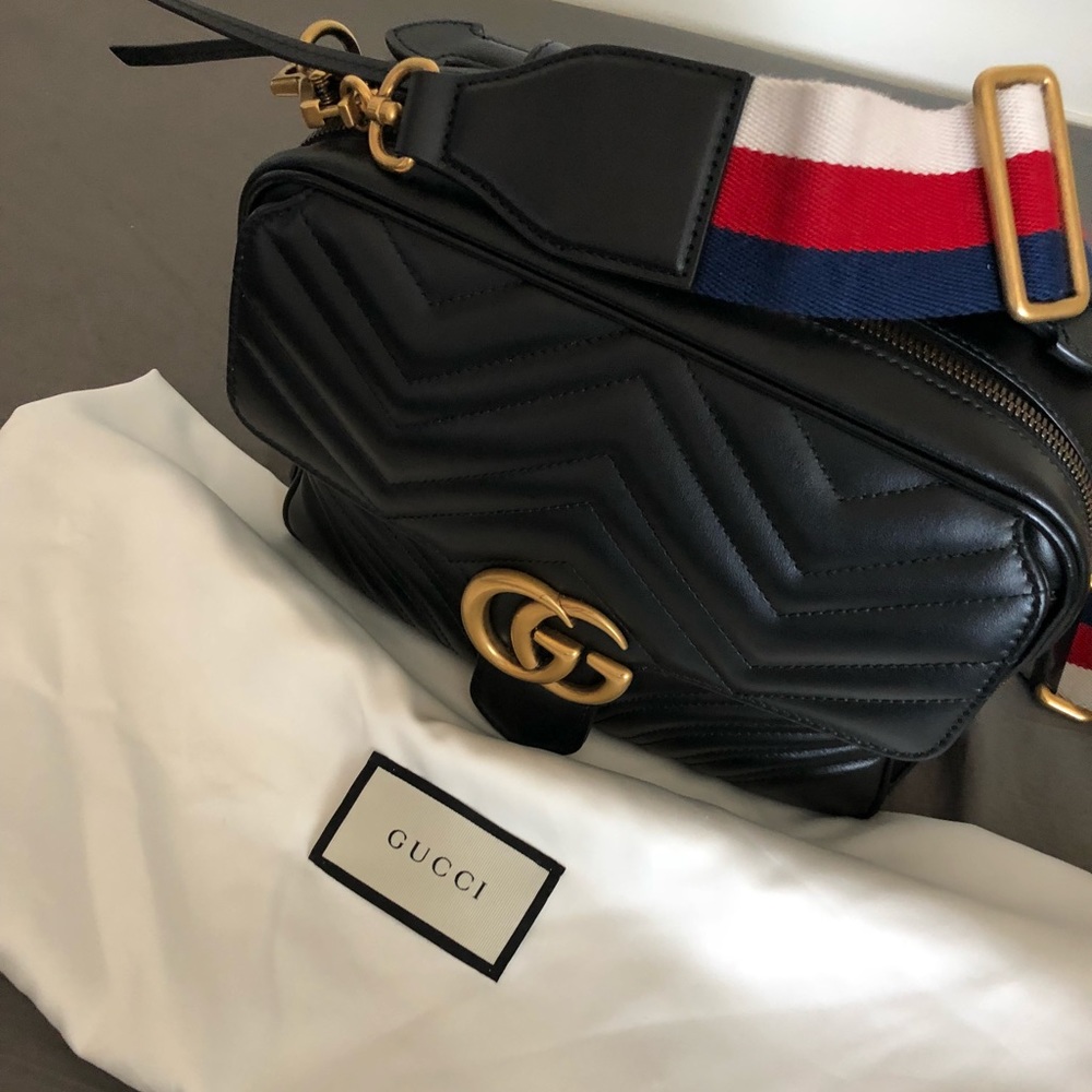 Gucci GG Marmont small shoulder bag